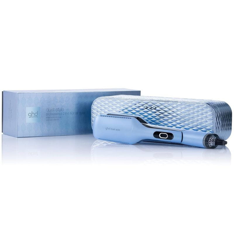 Gift Set Ghd Duet Style Ice Blue con plancha secadora azul hielo, estuche acolchado texturizado y caja a juego, diseño elegante y moderno