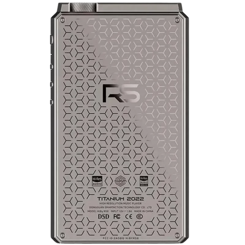 Hiby RS8 lecteur Hi‑Res en titane, dos gravé motif géométrique, logos Hi‑Res et DSD, bords chanfreinés, molette métallique sur le dessus