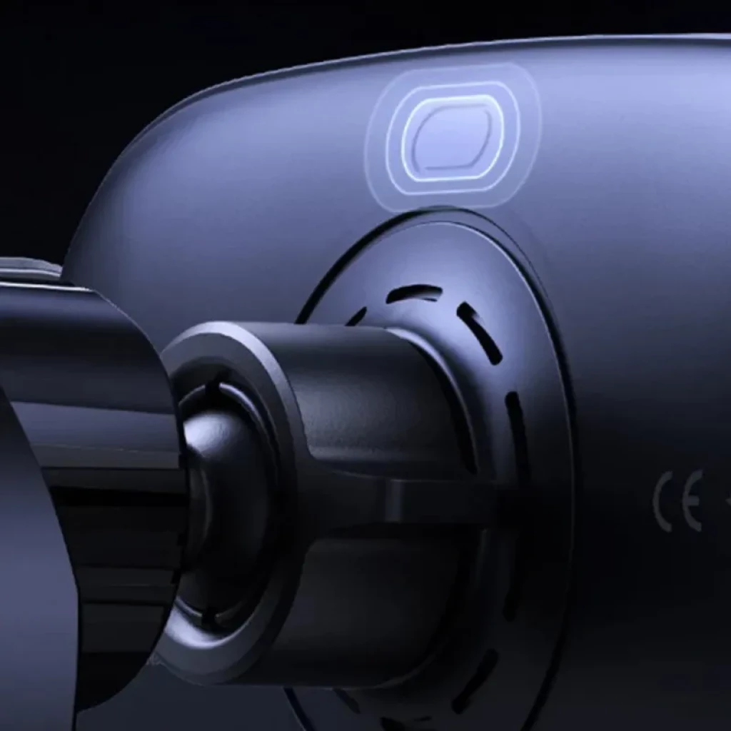 Baseus LightChaser Soporte para coche con cargador inalámbrico triple bobina, detalle del mecanismo de sujeción y botón táctil iluminado en acabado negro