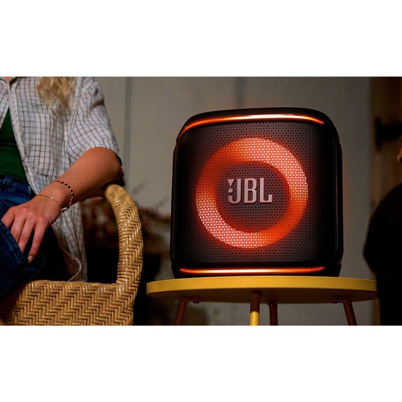 JBL Encore 2 Negro - Altavoz Bluetooth, imagen real sobre una mesa