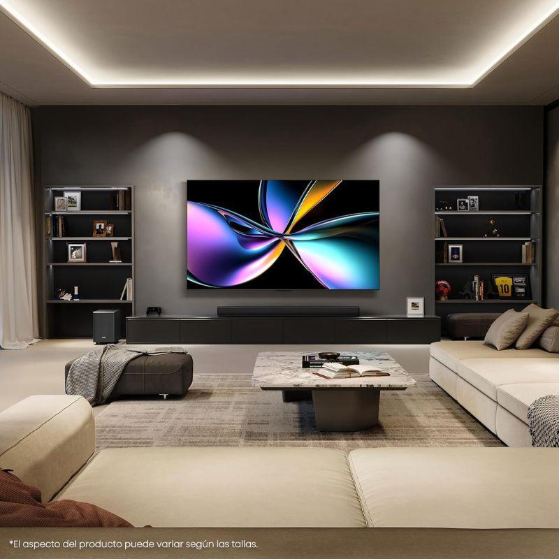 Hisense 75U7Q PRO 75" 4K Ultra HD Smart TV Negro, imagen real colgada en la pared de un salón