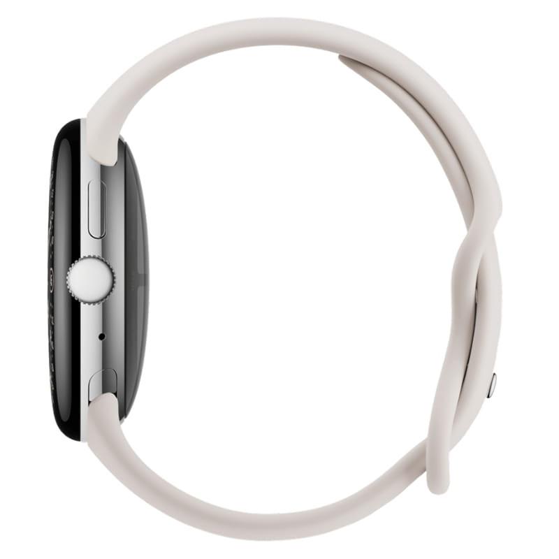 Google Pixel Watch 4 45 mm WiFi em prata com pulseira porcelana; caixa arredondada, coroa lateral e perfil fino em acabamento metálico elegante