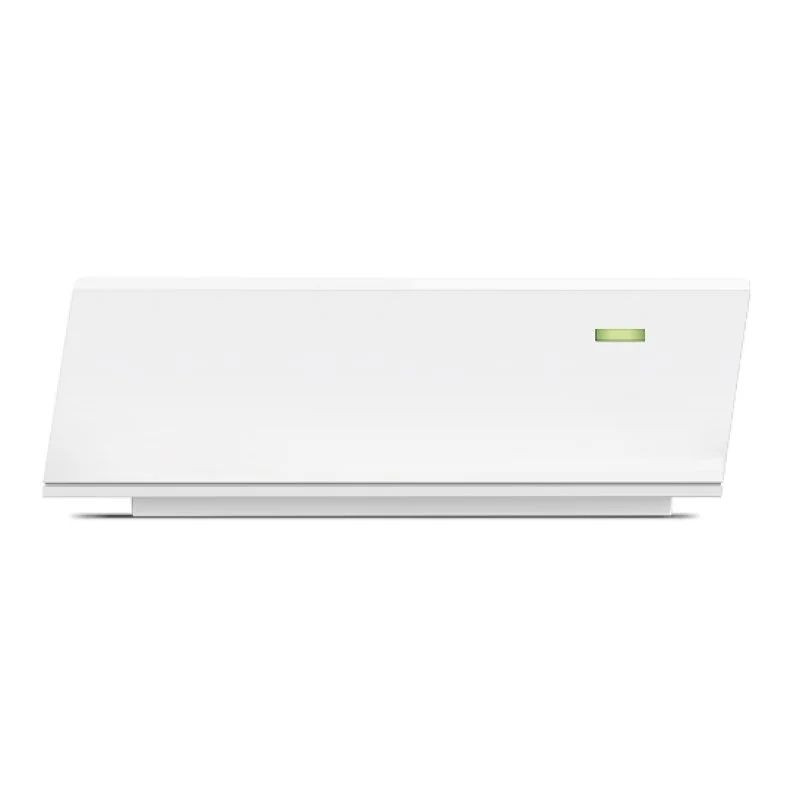 TP-Link TL-POE4824G: adaptador PoE pasivo 48V, carcasa blanca minimalista con LED indicador verde; diseño compacto para redes Gigabit Ethernet.