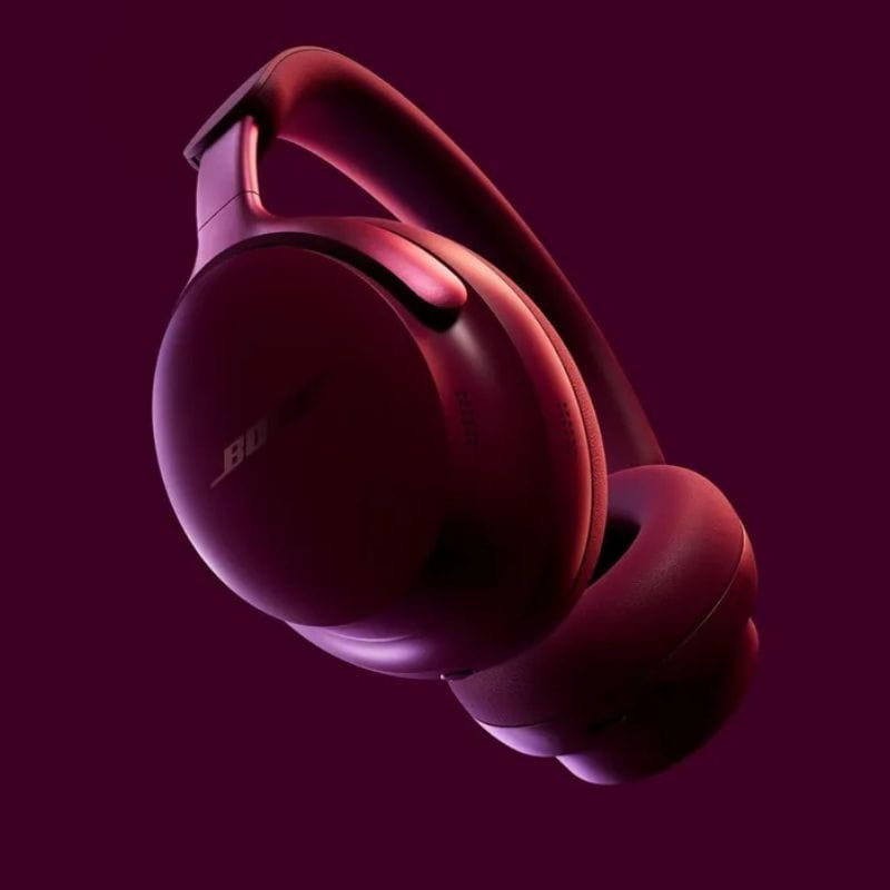 Bose QuietComfort Ultra Headphones Deep Plum: fones over‑ear em roxo intenso, arco acolchoado, conchas grandes com acabamento fosco e design minimalista.