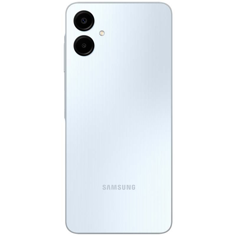 Samsung Galaxy A06 4G azul claro con trasera texturizada, módulo dual de cámaras verticales y logotipo Samsung centrado; diseño limpio y minimalista