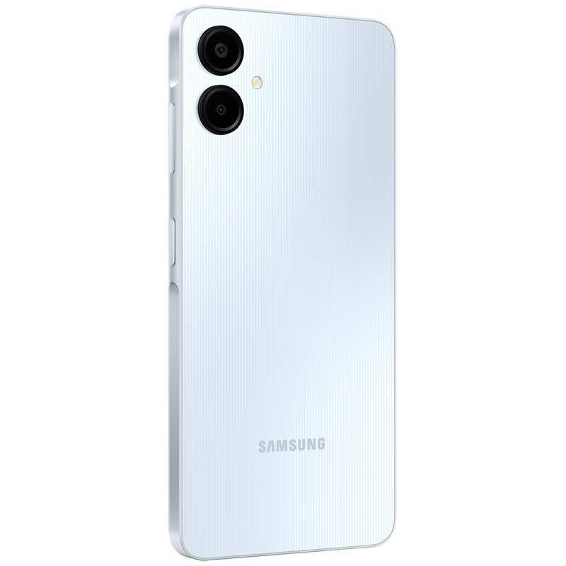 Samsung Galaxy A06 4G azul claro con acabado brillante, doble cámara trasera vertical y bordes rectos; diseño delgado y minimalista, 128GB y 4GB RAM