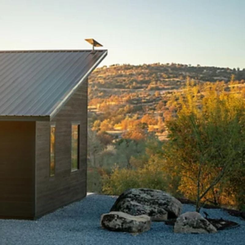 Installation sur le toit du Starlink Standard Kit Wifi Satellitaire Routeur + Antenne Wifi6