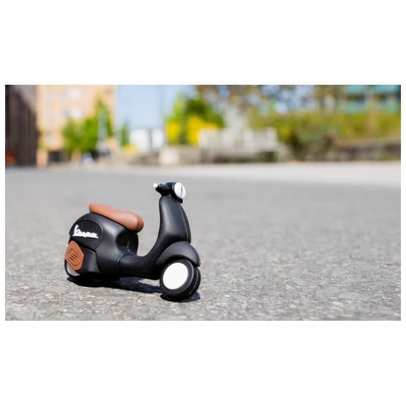 TECH ONE TECH TEC5150-32USB 32 GB USB Motorbike Vespa Preto imagem na estrada