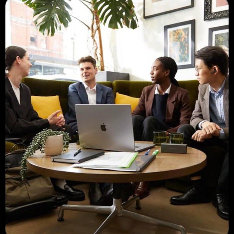 Poderoso Timekettle X1 AI Interpreter Hub Preto - Tradutor Portátil