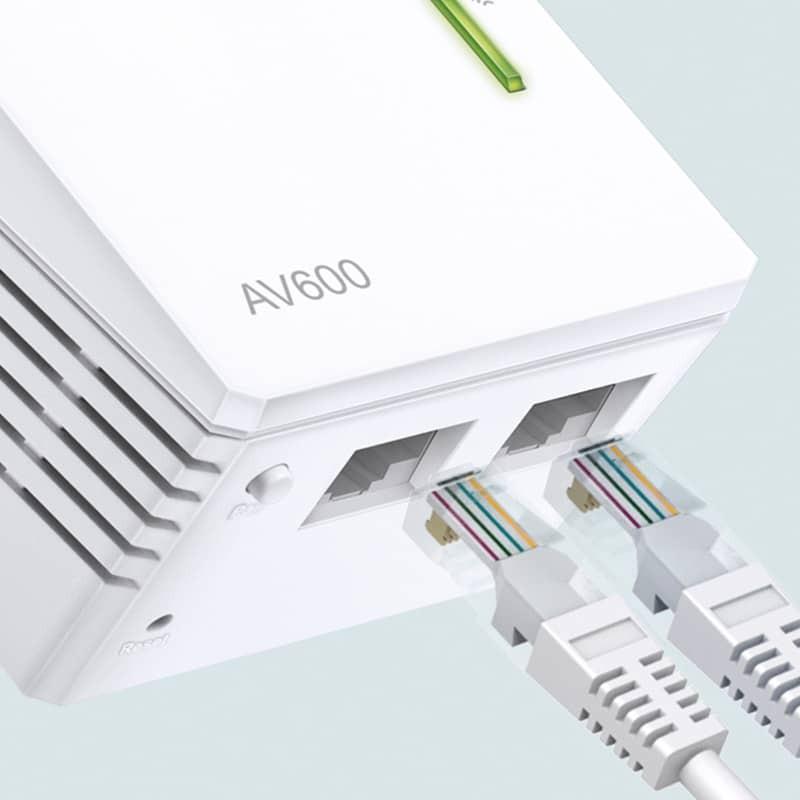 Slide https://ppoweb-pro.azurewebsites.net/cdnassets/tp-link_tl_wpa4220_003_ad_l.jpg