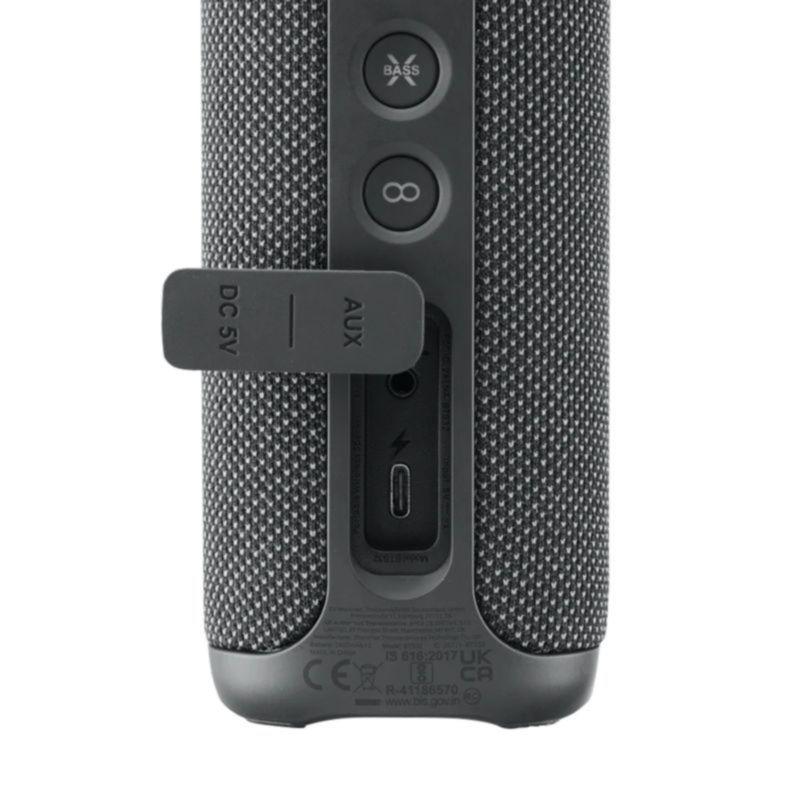 Detalle de las conexiones y puertos del Altavoz inalámbrico Tribit StormBox 2 Negro