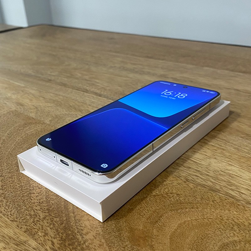 Xiaomi 13 5G 8Go/256Go Blanc - Téléphone portable - Ècran
