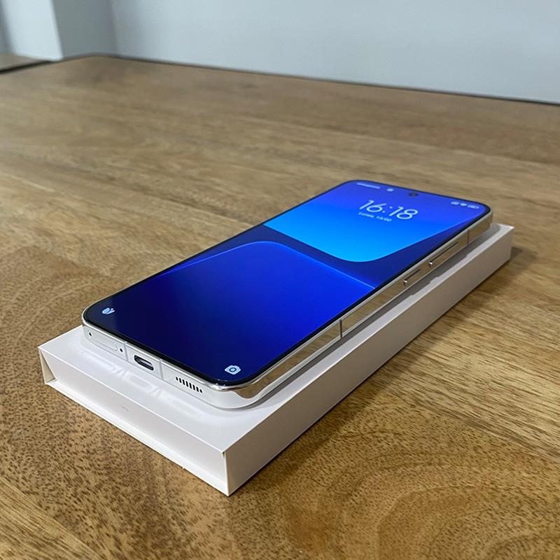 Xiaomi 13 5G 8Go/256Go Blanc - Téléphone portable - Ècran