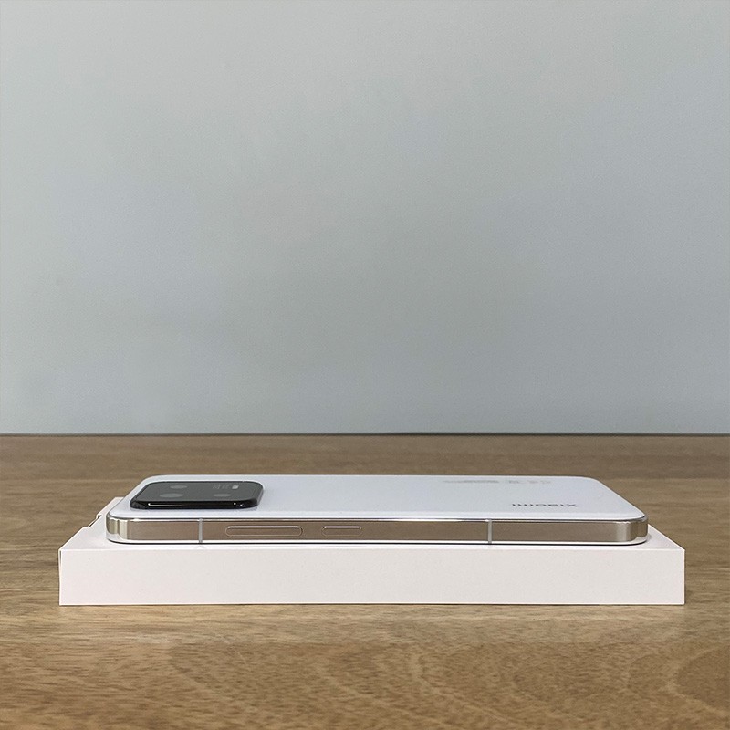 Xiaomi 13 5G 8Go/256Go Blanc - Téléphone portable - Latérale