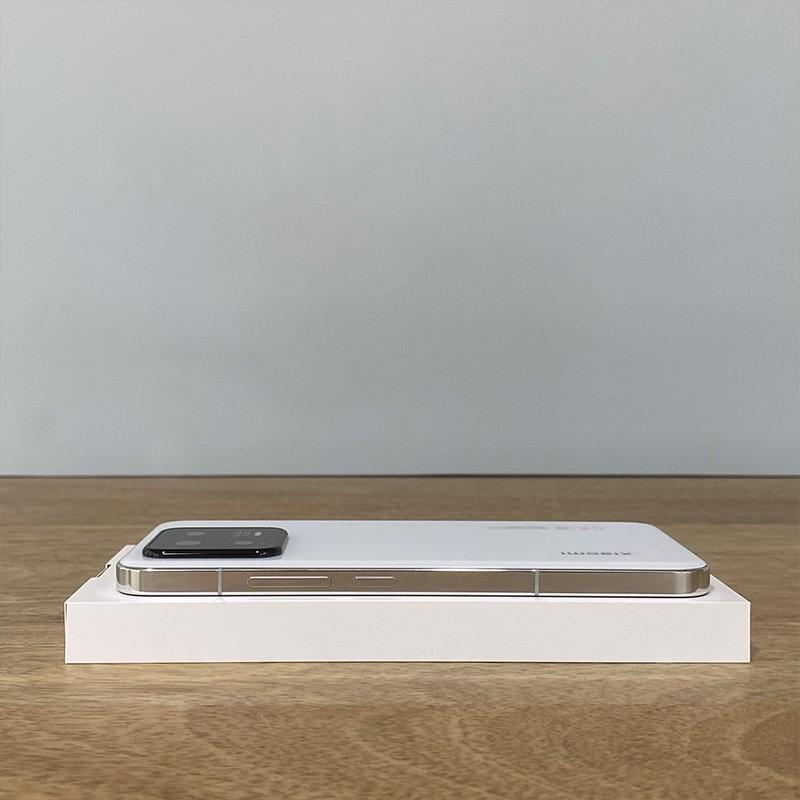 Xiaomi 13 5G 8Go/256Go Blanc - Téléphone portable - Latérale
