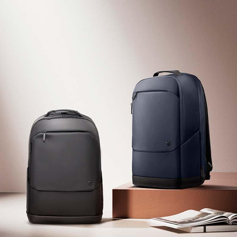 couleurs disponibles du Sac à dos imperméable Xiaomi Business Backpack : noir et bleu foncé