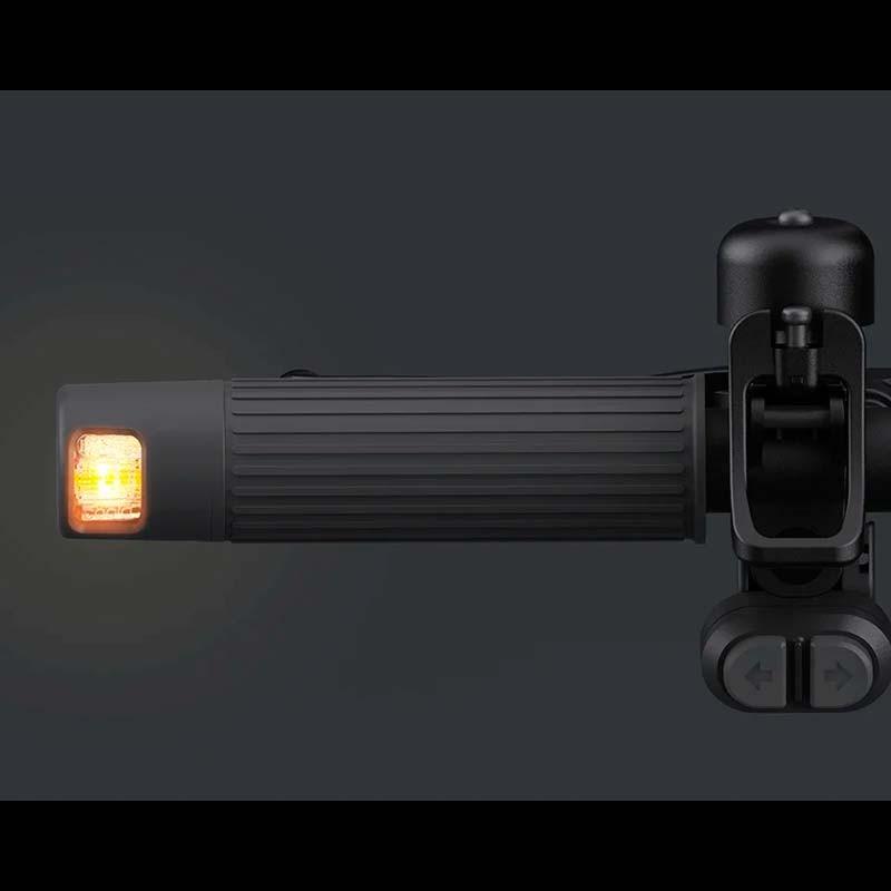 Xiaomi Electric Scooter Elite - luz intermitente