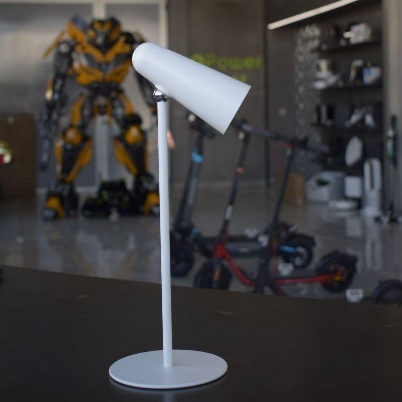 Lâmpada recarregável flexível Xiaomi 2700K ~ 5000K - foto real lateral