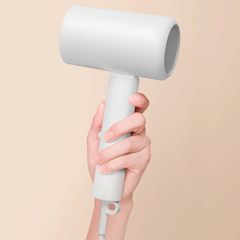 mango ergonómico del Secador de pelo Xiaomi Compact Hair Dryer H101 Blanco