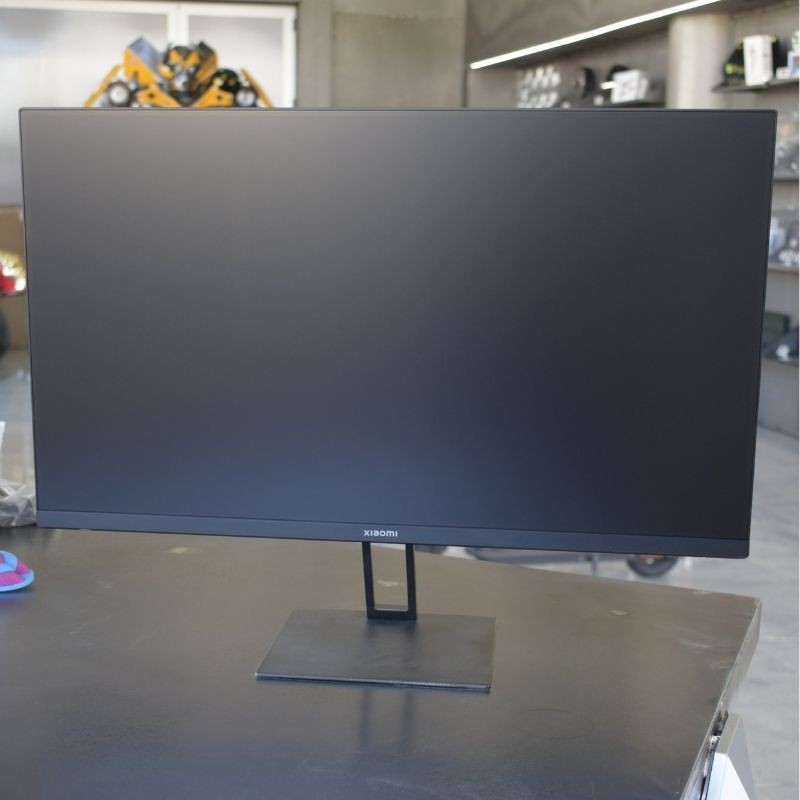 Xiaomi Mi Monitor A24i 23.8 Full HD IPS 100 Hz - Monitor para PC - Foto real parte delanteral
