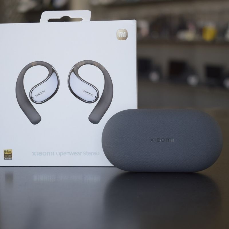 Foto real da caixa fechada traseira do Xiaomi Openwear Stereo Grey - Auscultadores com design aberto