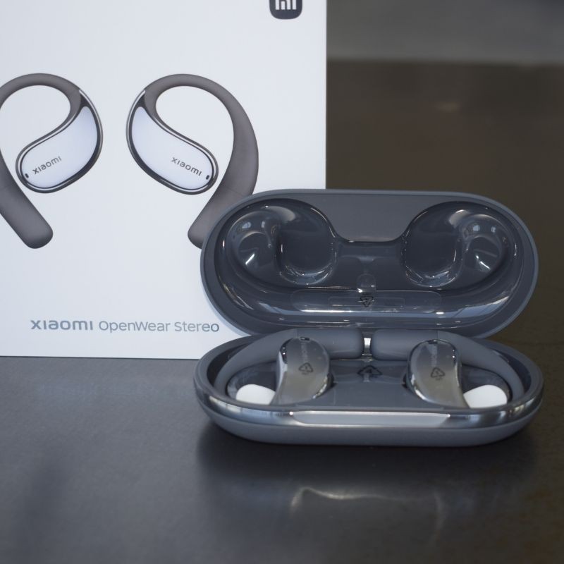 Foto frontal real da caixa aberta do Xiaomi Openwear Stereo Grey - Auscultadores com design aberto