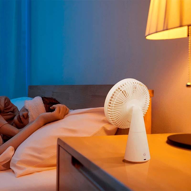 vista trasera del Ventilador Xiaomi Rechargeable Mini Fan