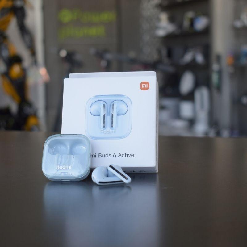 Photo de face réelle du Xiaomi Redmi Buds 6 Active Blue - Écouteurs Bluetooth