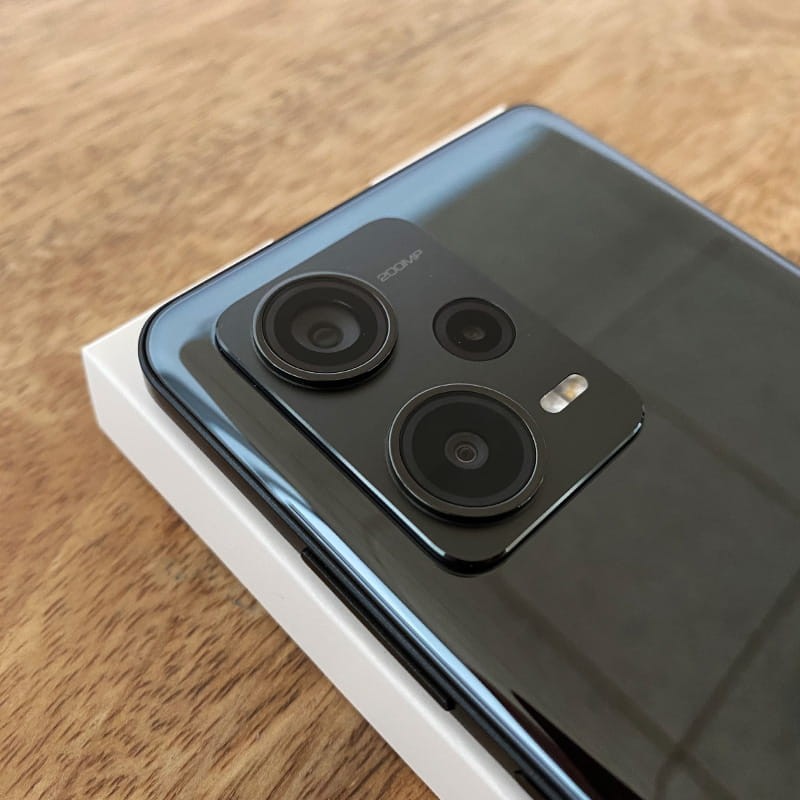 telefono movil Xiaomi Redmi Note 12 Pro+ 5G 8GB/256GB Negro detalle de las cámaras traseras