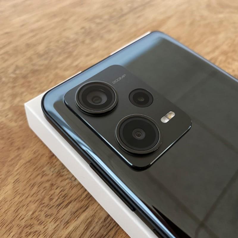 telefono movil Xiaomi Redmi Note 12 Pro+ 5G 8GB/256GB Negro detalle de las cámaras traseras