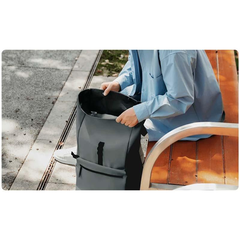 apertura superior de la mochila Xiaomi Roll Top Casual Backpack
