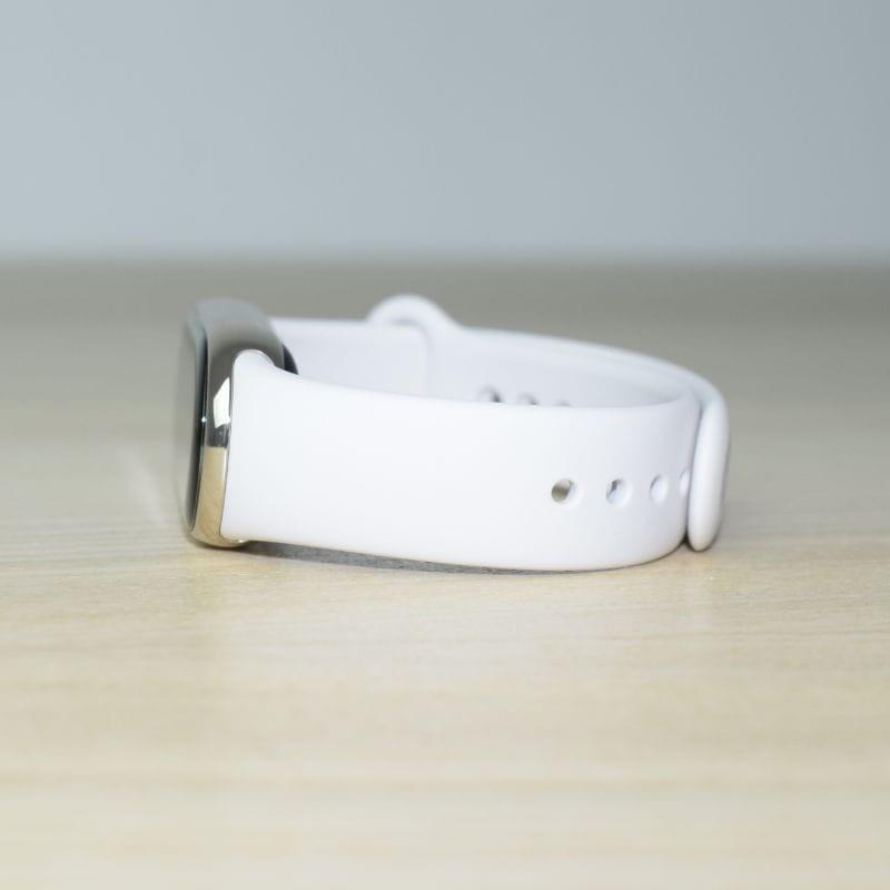 Pulsera de actividad Xiaomi Smart Band 8 Dorado Foto real de la trasera